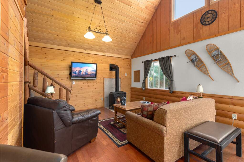17 Bedroom Single Family Home/House's Image 116