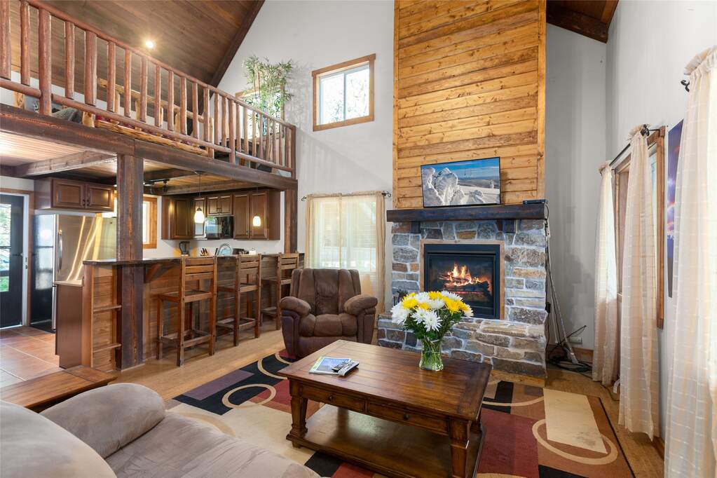 17 Bedroom Single Family Home/House's Image 78