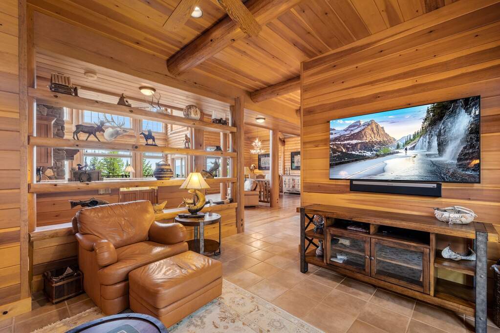 5 Bedroom Single Family Home/House's Image 36