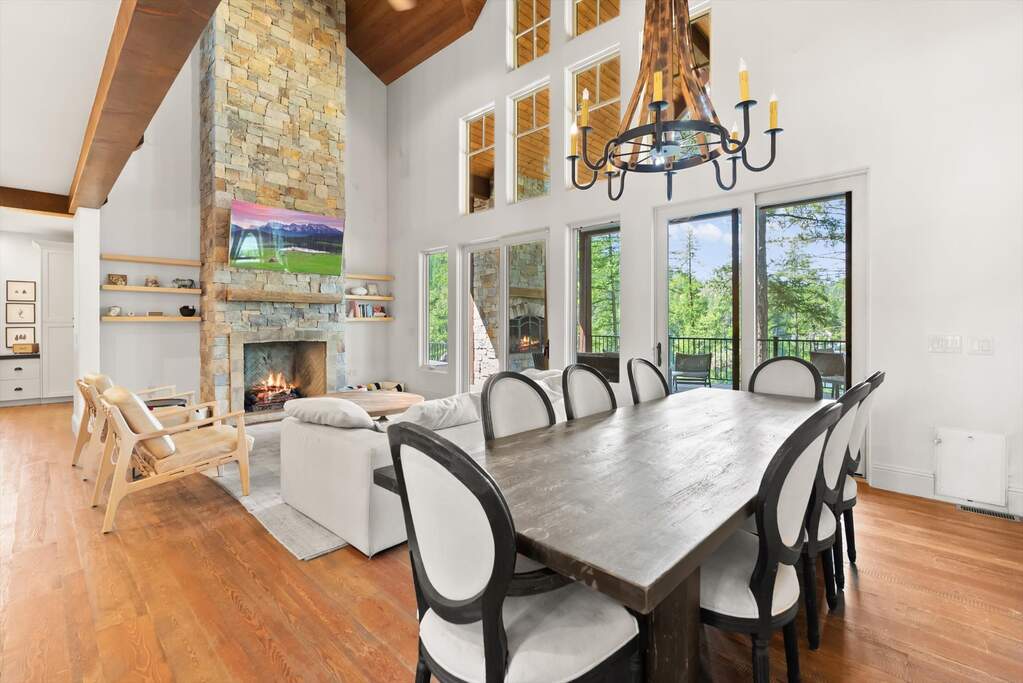 4 Bedroom Single Family Home/House's Image 10