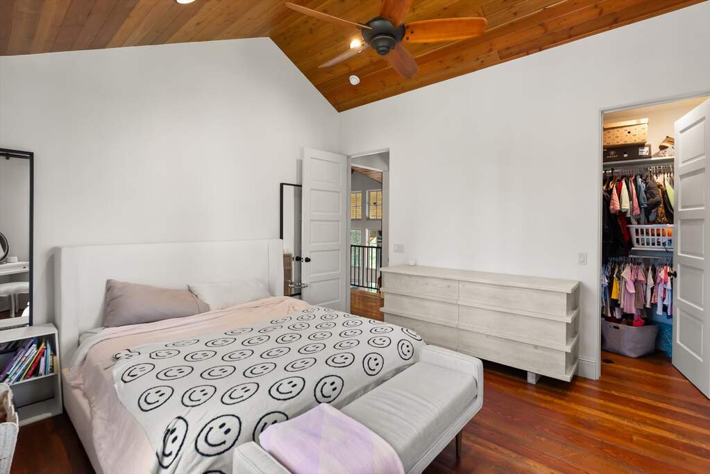 4 Bedroom Single Family Home/House's Image 24