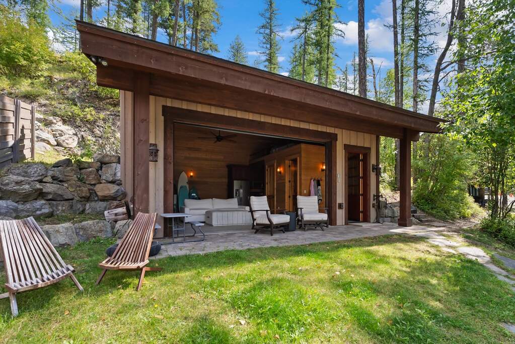 4 Bedroom Single Family Home/House's Image 39