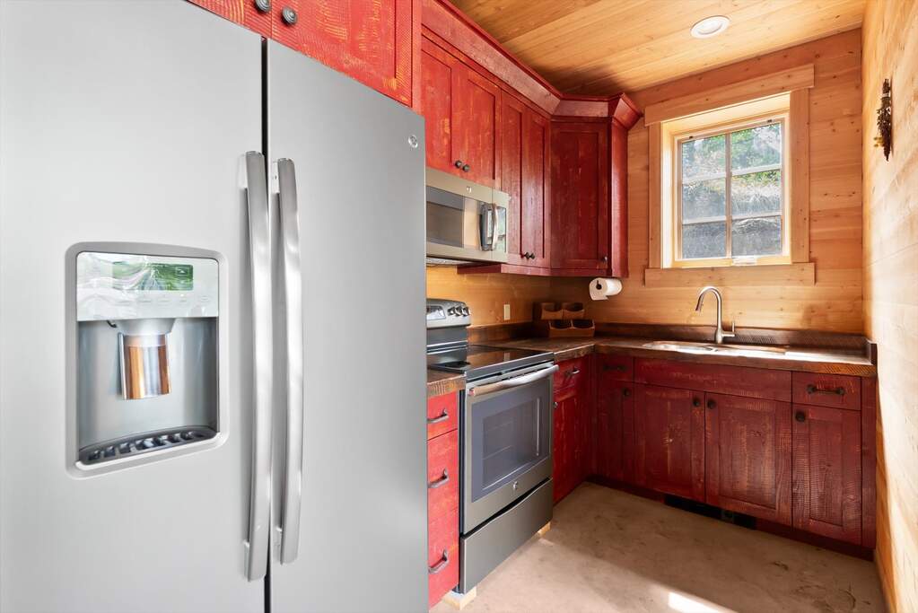 4 Bedroom Single Family Home/House's Image 43
