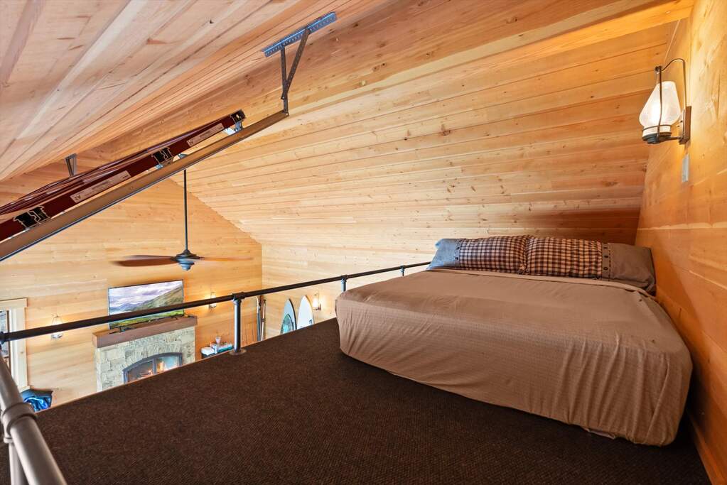 4 Bedroom Single Family Home/House's Image 45
