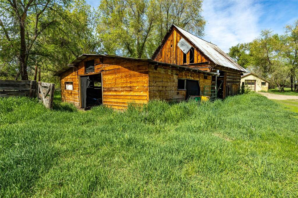 3 Bedroom Single Family Home/House's Image 11