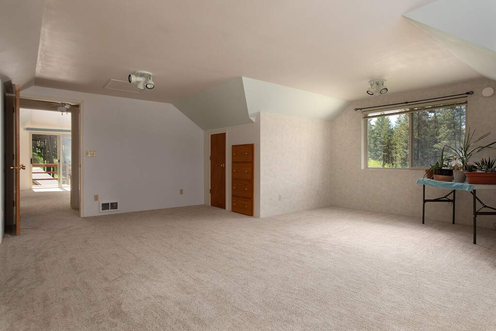 5 Bedroom Single Family Home/House's Image 18