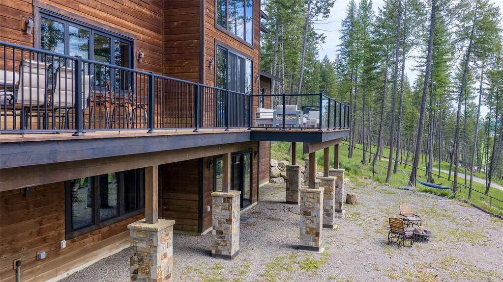 6 Bedroom Single Family Home/House's Image 76