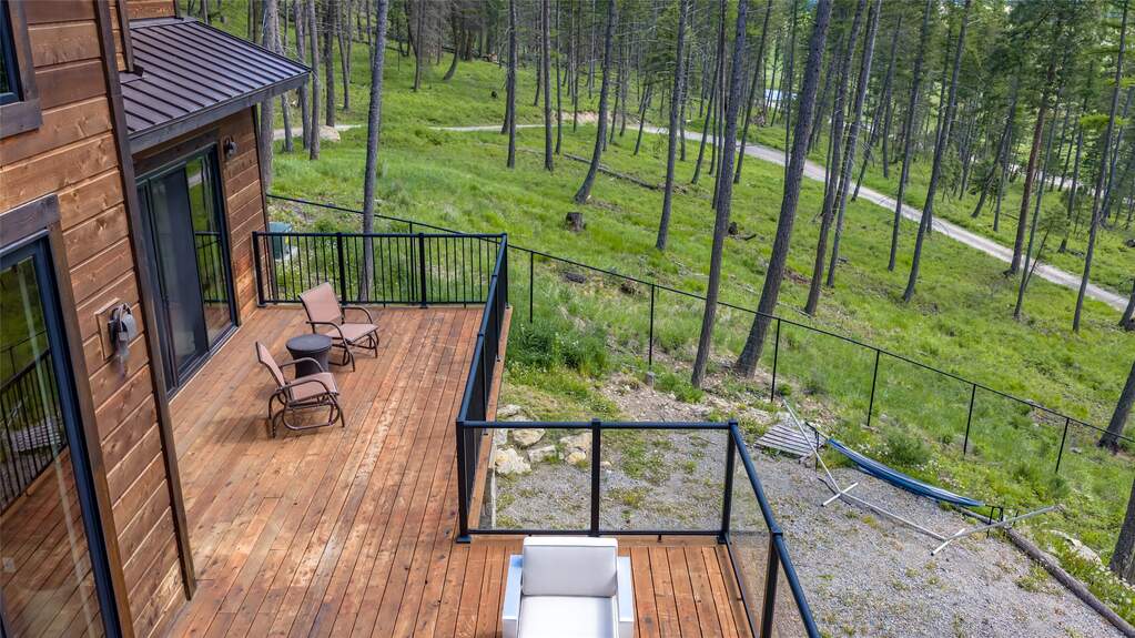6 Bedroom Single Family Home/House's Image 78
