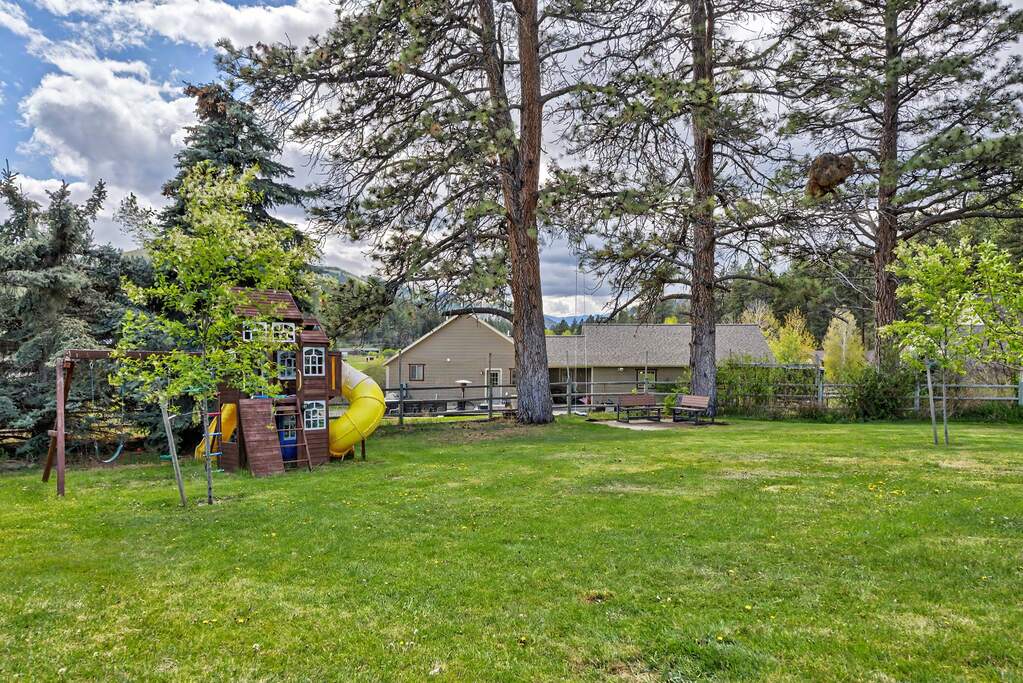 4 Bedroom Single Family Home/House's Image 43
