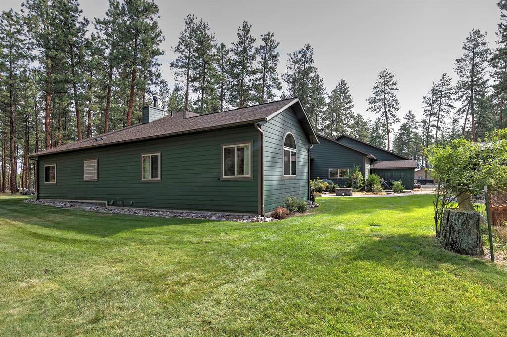 3 Bedroom Single Family Home/House's Image 12