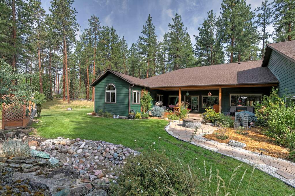 3 Bedroom Single Family Home/House's Image 14