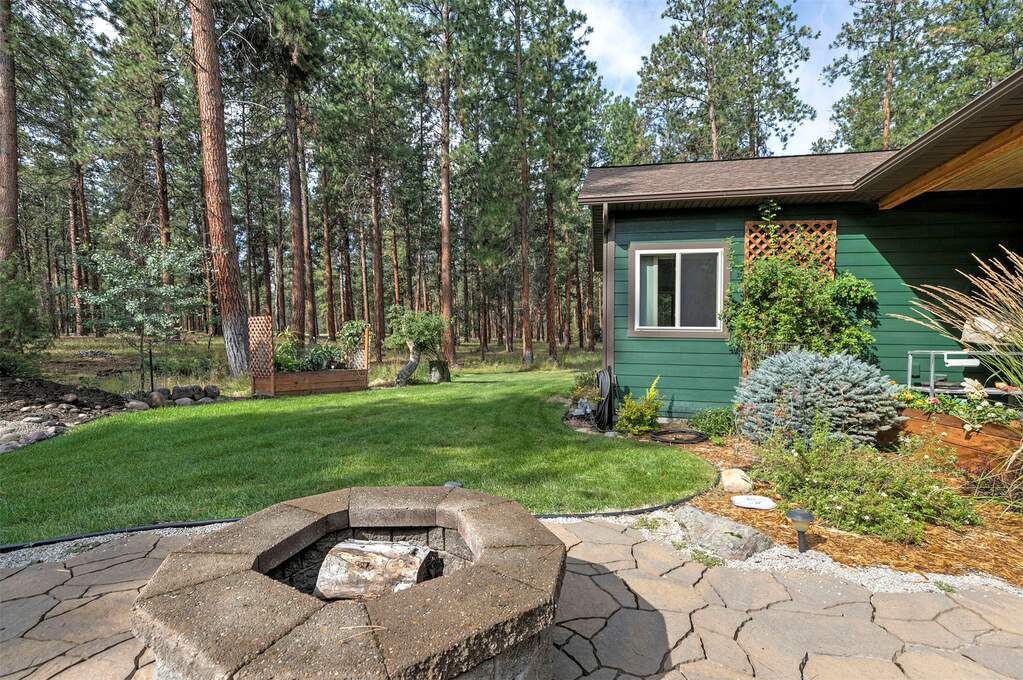 3 Bedroom Single Family Home/House's Image 16