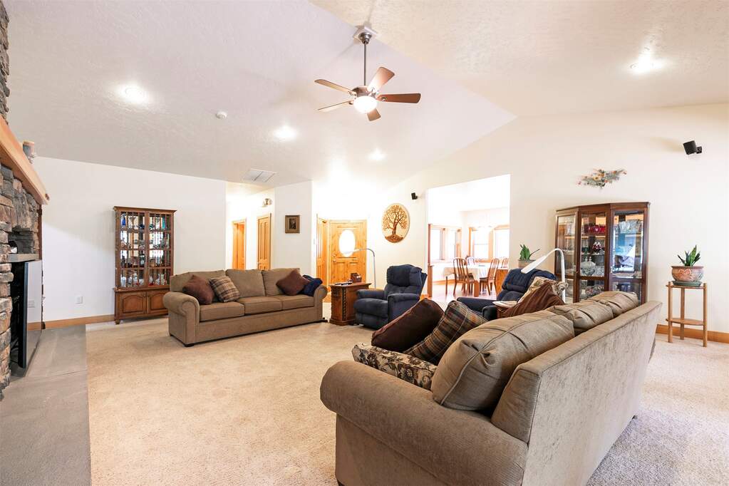 3 Bedroom Single Family Home/House's Image 26