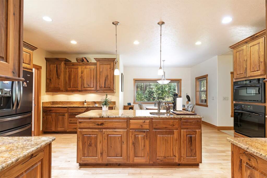 3 Bedroom Single Family Home/House's Image 31