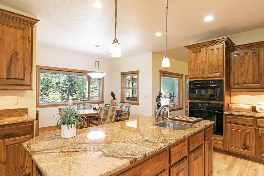 3 Bedroom Single Family Home/House's Image 34