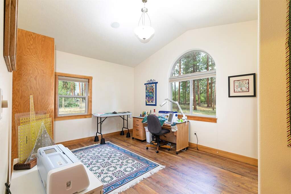 3 Bedroom Single Family Home/House's Image 47