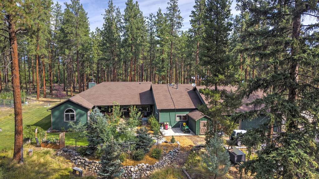 3 Bedroom Single Family Home/House's Image 64