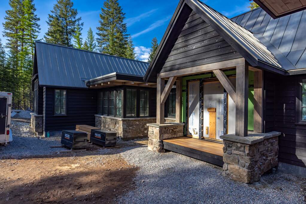4 Bedroom Single Family Home/House's Image 9