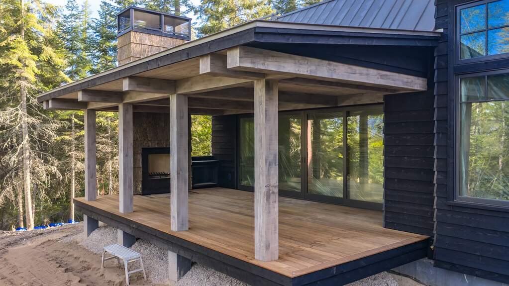 4 Bedroom Single Family Home/House's Image 6