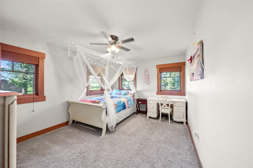 4 Bedroom Single Family Home/House's Image 31