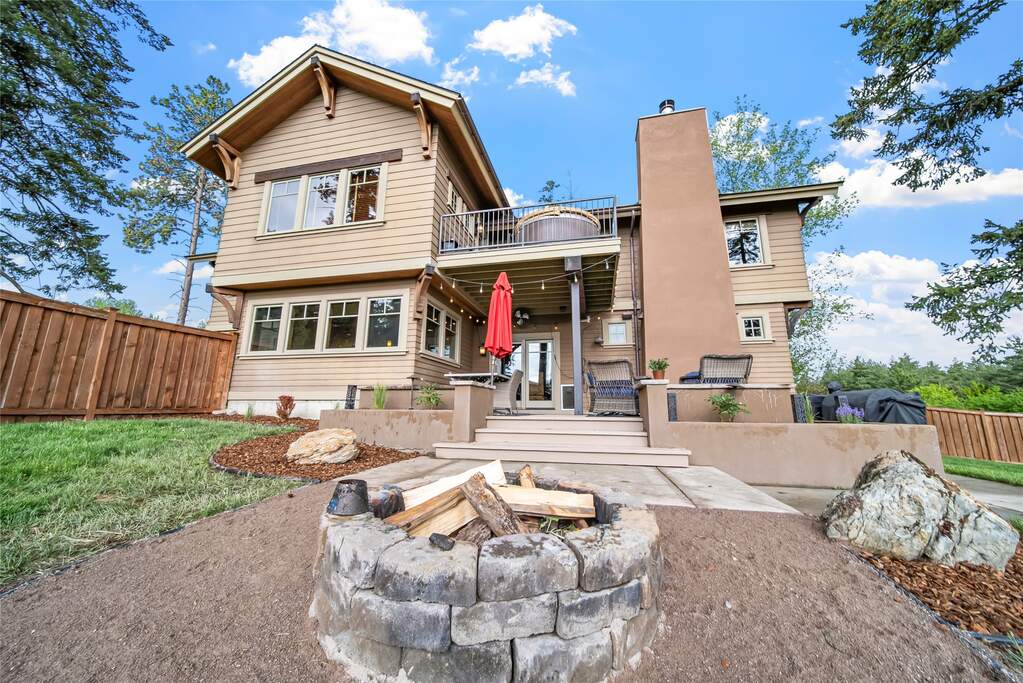 4 Bedroom Single Family Home/House's Image 39
