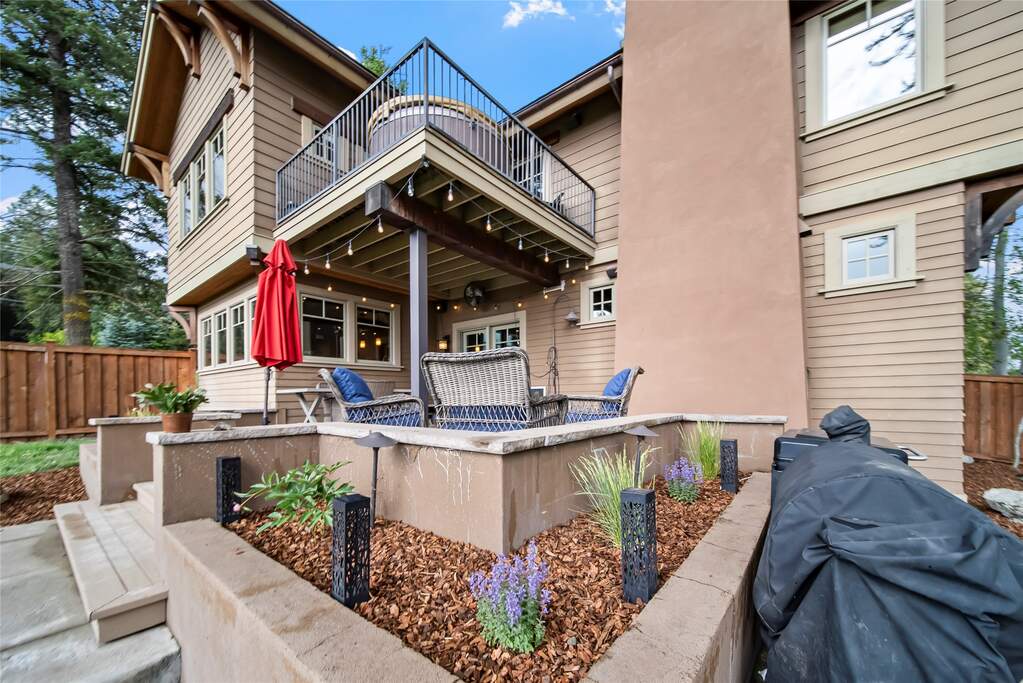 4 Bedroom Single Family Home/House's Image 40