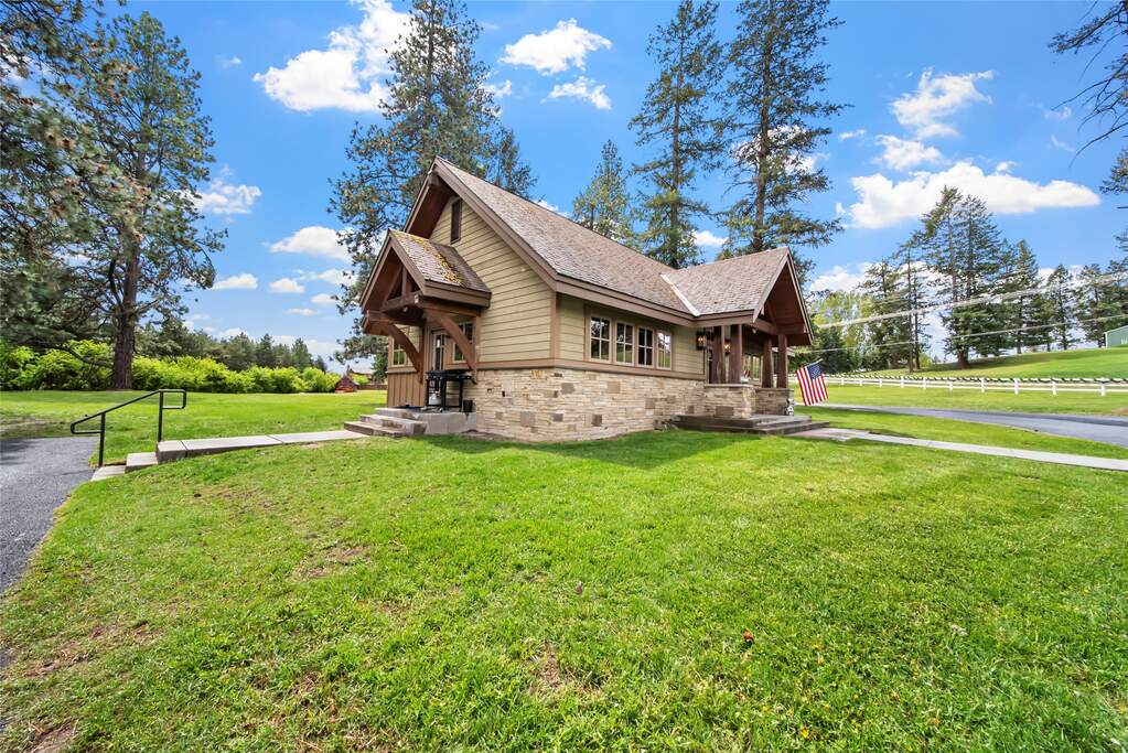 4 Bedroom Single Family Home/House's Image 49