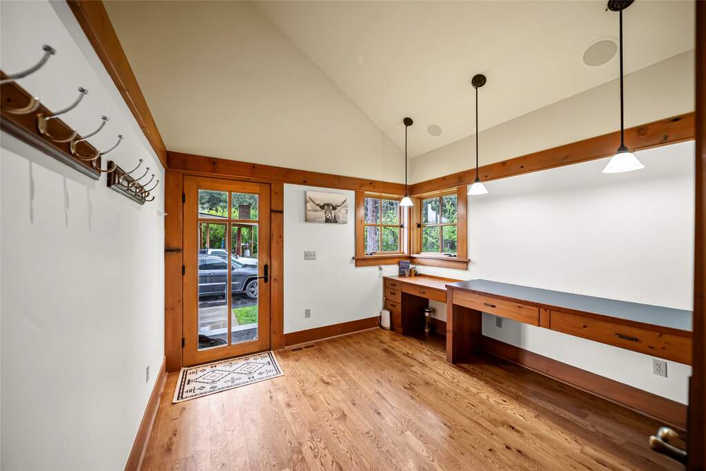 4 Bedroom Single Family Home/House's Image 50