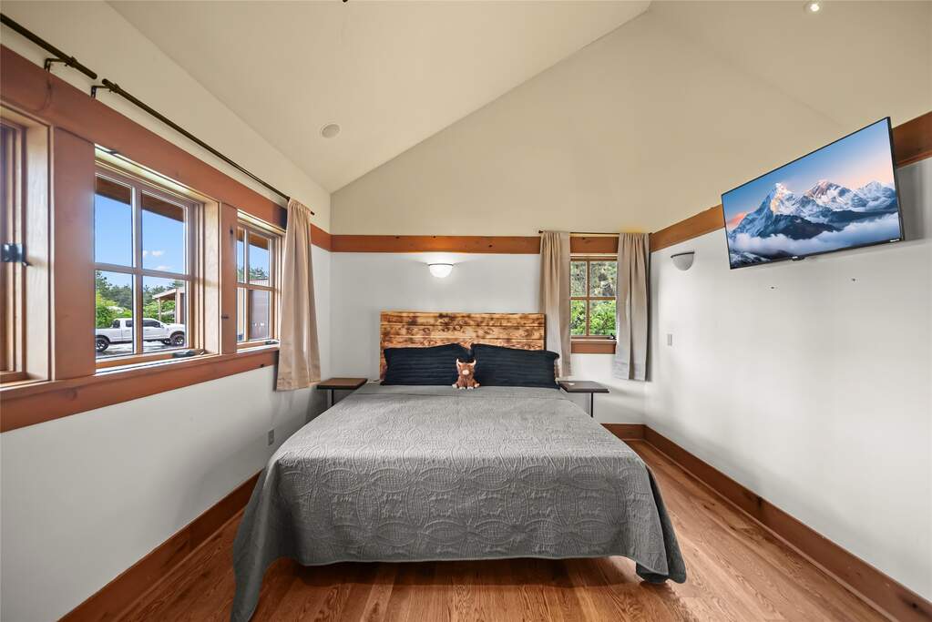 4 Bedroom Single Family Home/House's Image 52