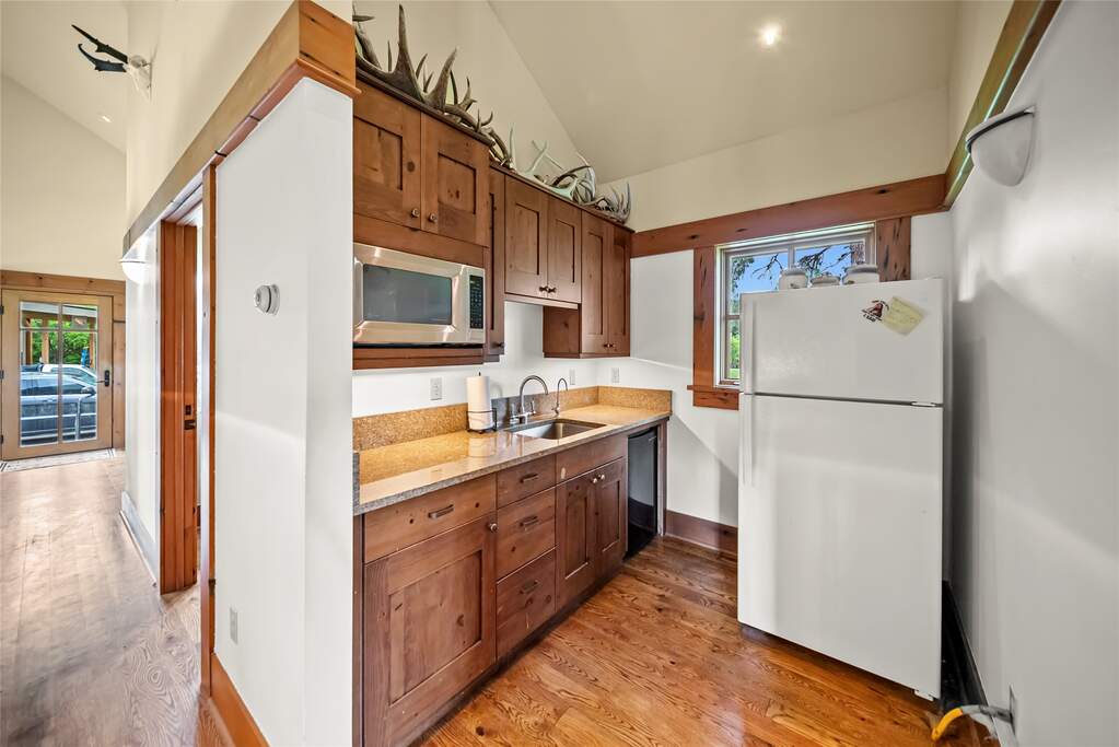 4 Bedroom Single Family Home/House's Image 59