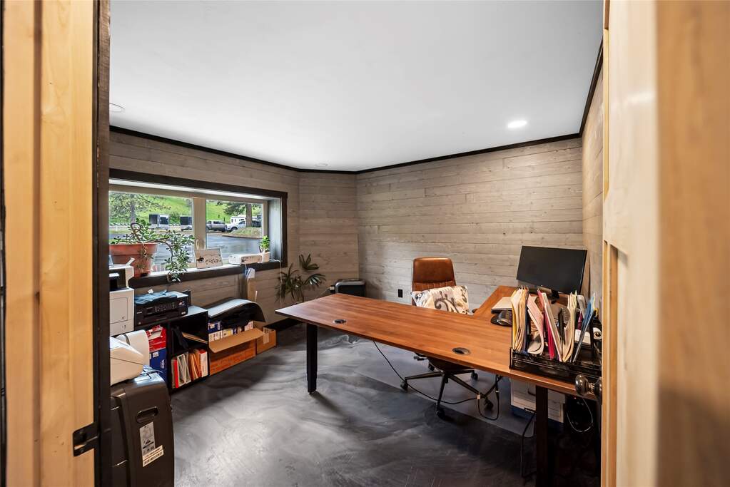 4 Bedroom Single Family Home/House's Image 69