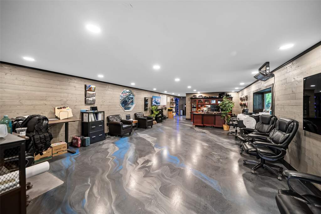 4 Bedroom Single Family Home/House's Image 70