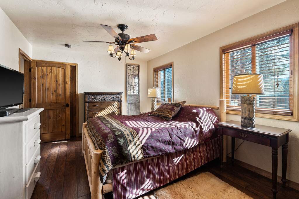 2 Bedroom Single Family Home/House's Image 14