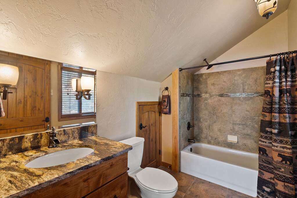 2 Bedroom Single Family Home/House's Image 25