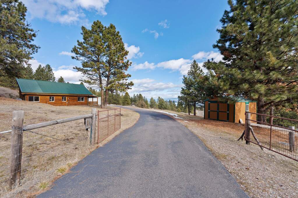 2 Bedroom Single Family Home/House's Image 43