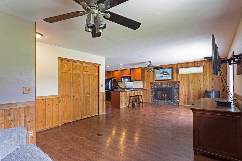3 Bedroom Single Family Home/House's Image 21