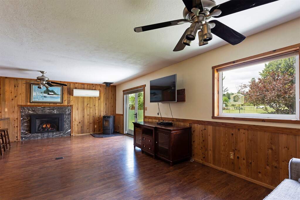 3 Bedroom Single Family Home/House's Image 24
