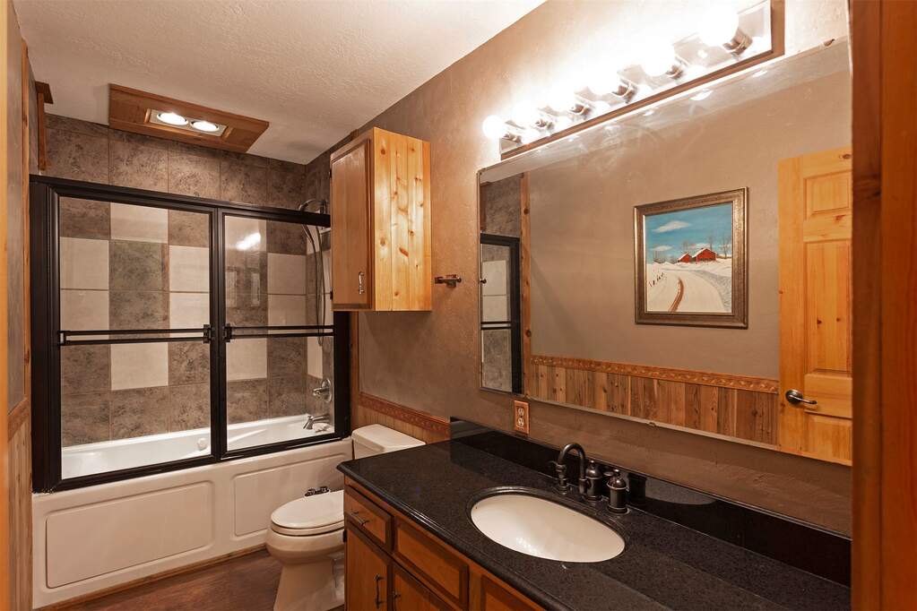 3 Bedroom Single Family Home/House's Image 25