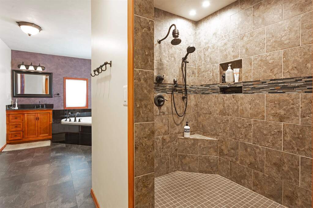 3 Bedroom Single Family Home/House's Image 33
