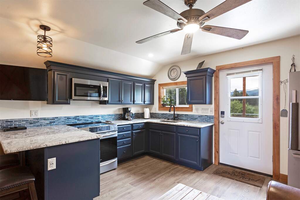 3 Bedroom Single Family Home/House's Image 37