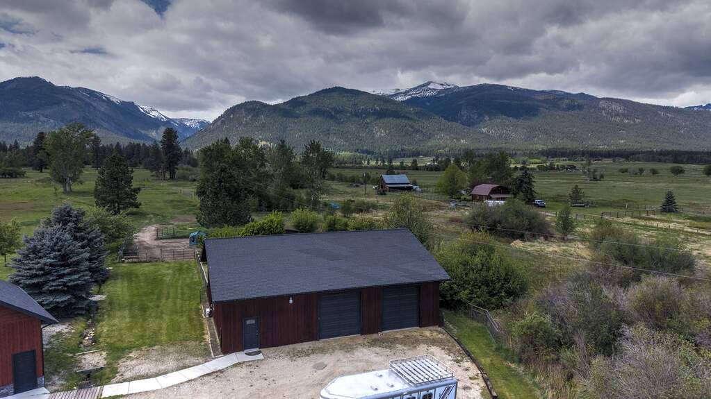 3 Bedroom Single Family Home/House's Image 76