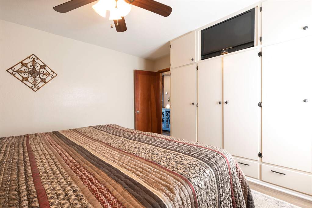 3 Bedroom Single Family Home/House's Image 13