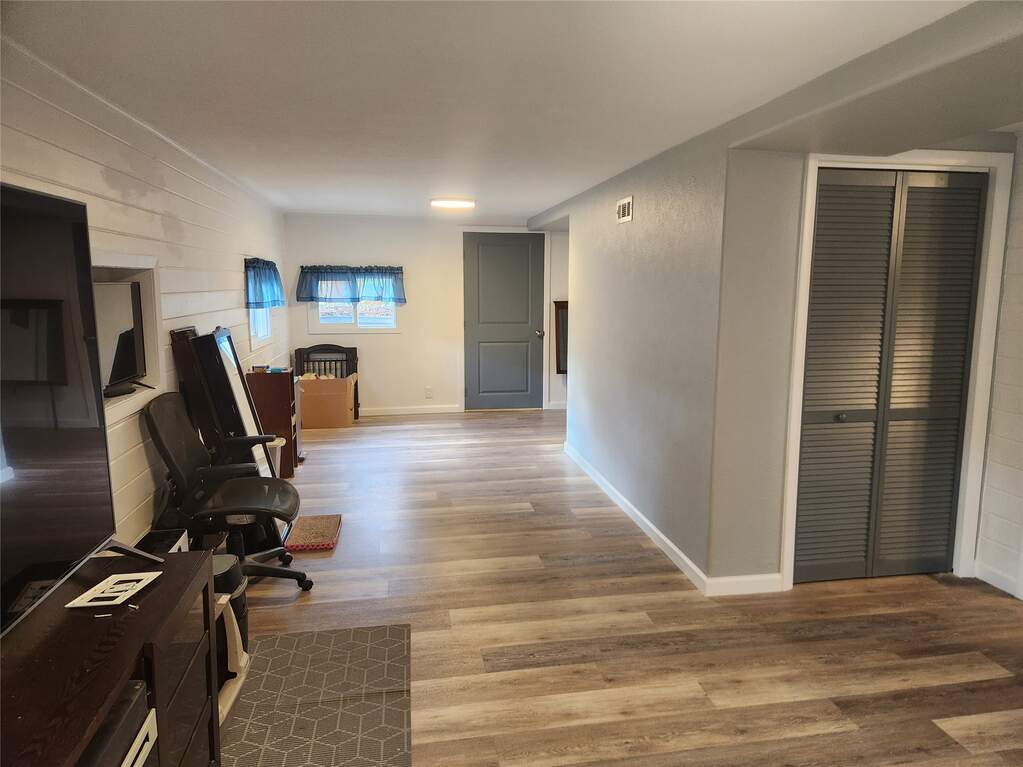 3 Bedroom Single Family Home/House's Image 16
