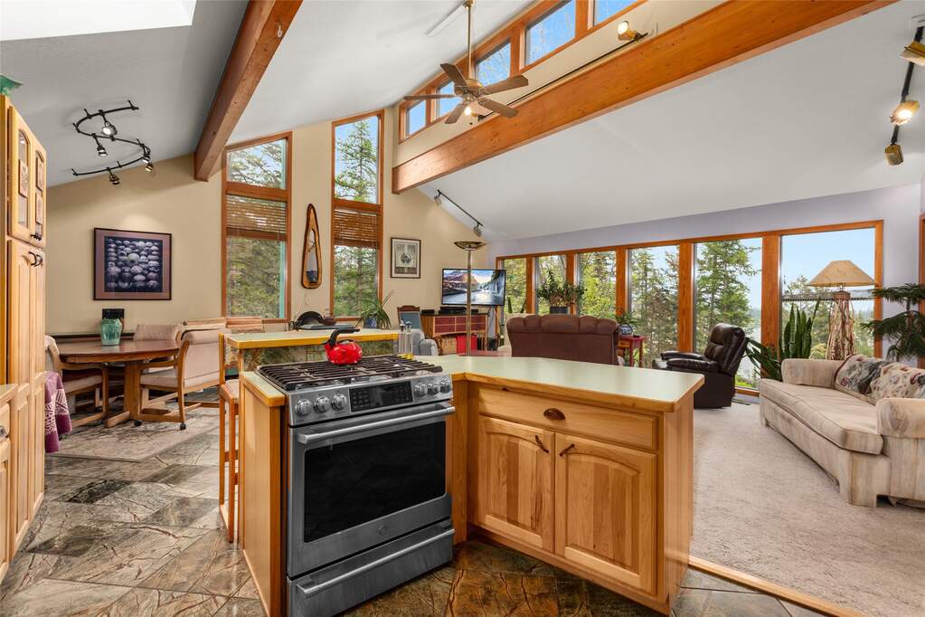 2 Bedroom Single Family Home/House's Image 7