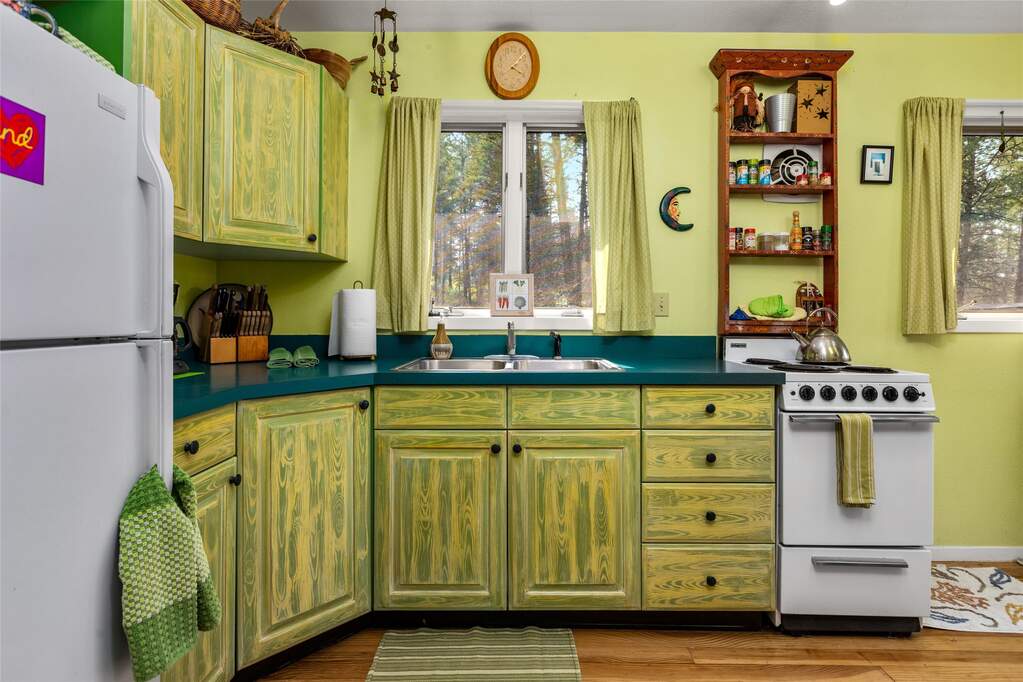 2 Bedroom Single Family Home/House's Image 27