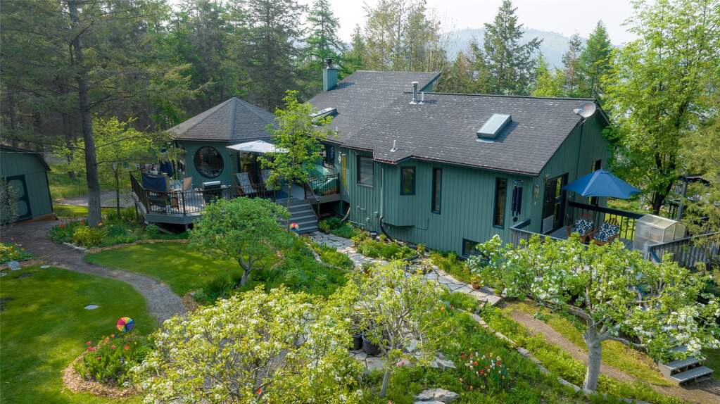 2 Bedroom Single Family Home/House's Image 35