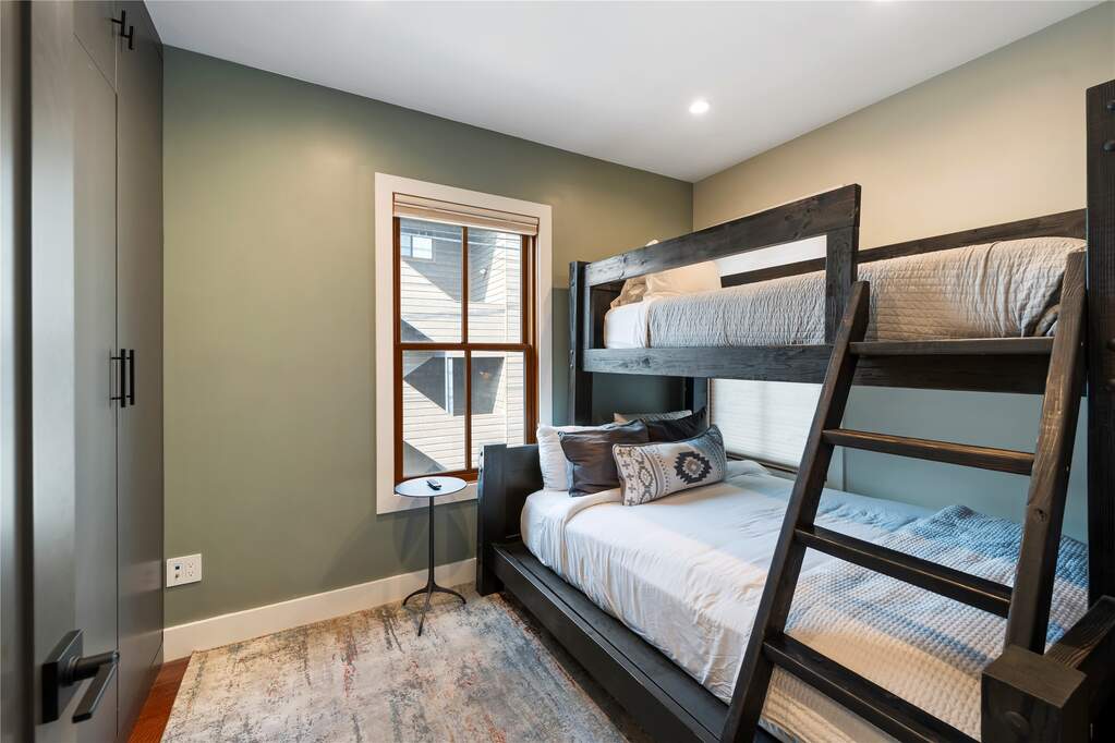 2 Bedroom Apartment/Flat's Image 19