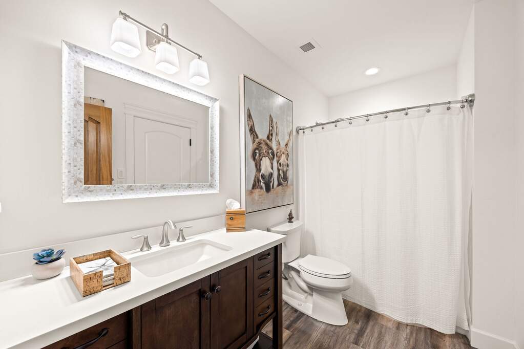3 Bedroom Single Family Home/House's Image 35