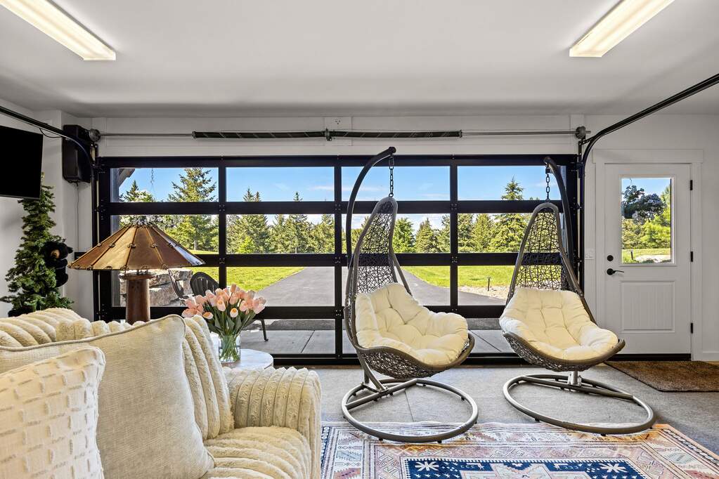 3 Bedroom Single Family Home/House's Image 41