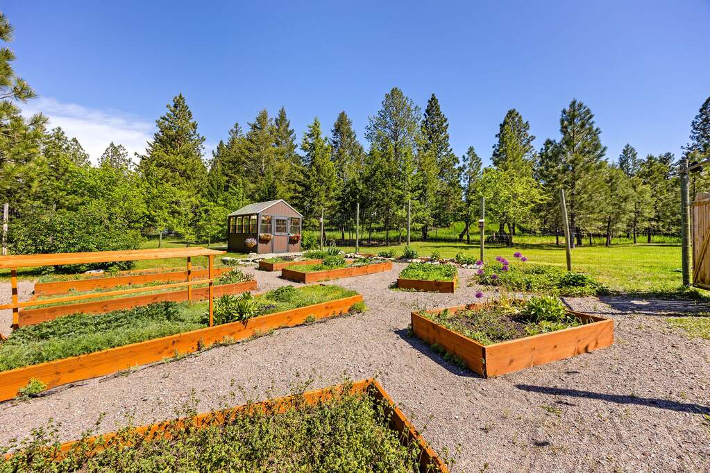 3 Bedroom Single Family Home/House's Image 63